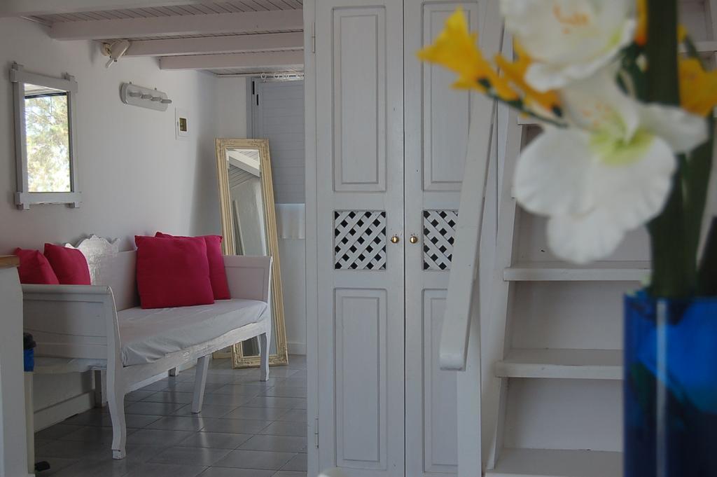 Atlantida Villas Foinikiá Habitación foto